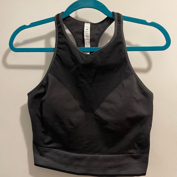 Lululemon sports bra. Black woman’s size 12 - Picture 6 of 7